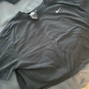 Nike crop workout tee size Medium